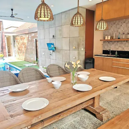 Large Villa Jimbaran With Pool & Wifi By 2Ndhome