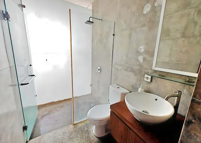 Villa Large With Pool & Wifi By 2ndhome *