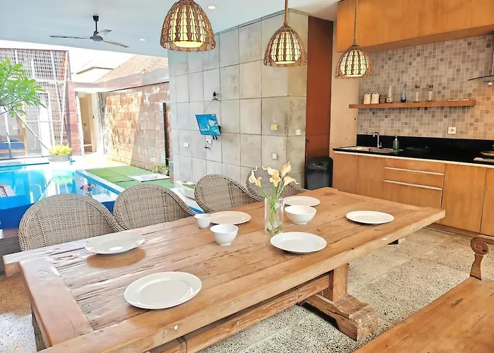 Large With Pool & Wifi By 2ndhome Jimbaran