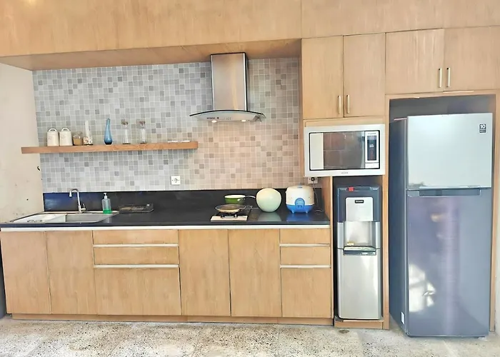 Villa Large With Pool & Wifi By 2ndhome *